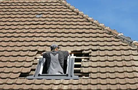 Pose de velux - Saint-Clément-de-Valorgue